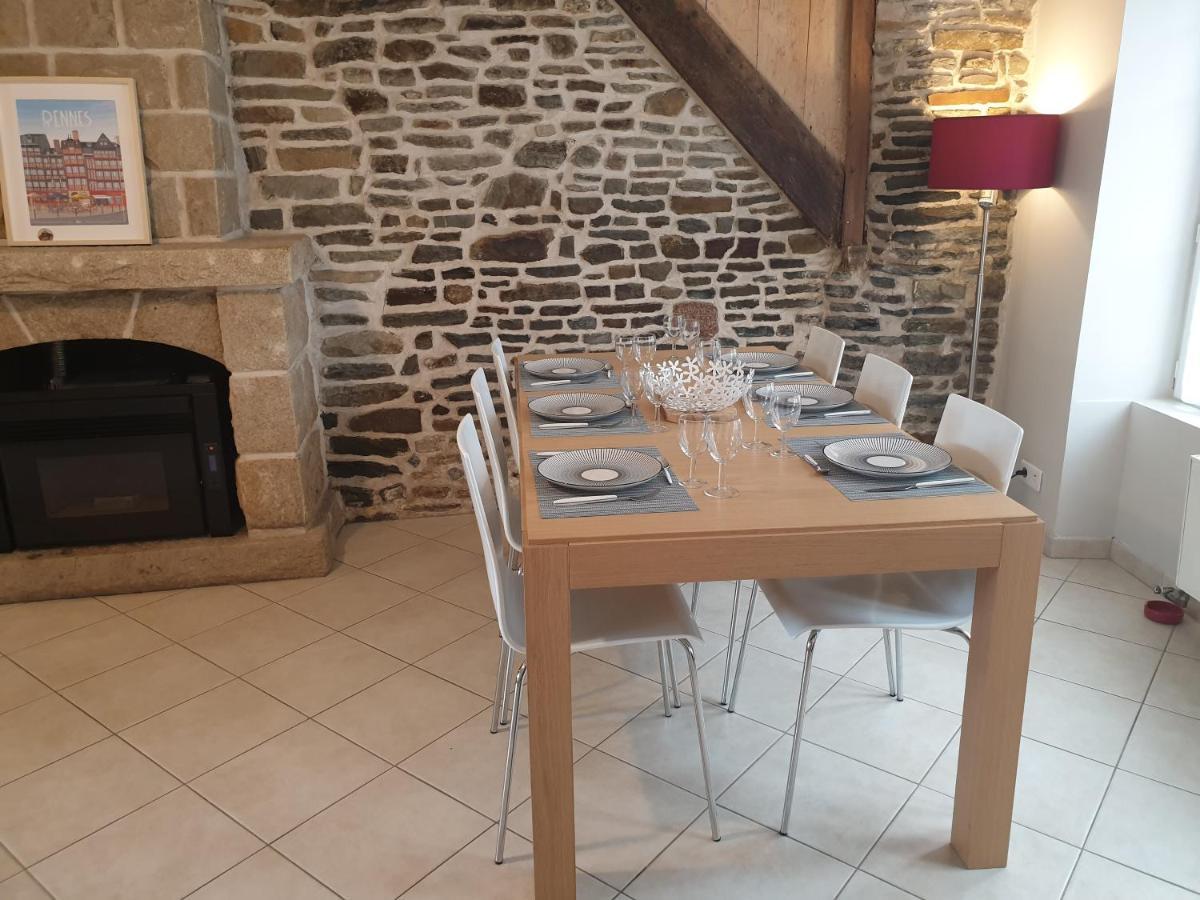 Maison De Ville Situee A 8 Kms Du Mont St Michel Понторсон Екстериор снимка